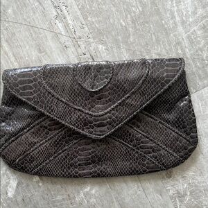 Elegant‎ Snake Print Clutch